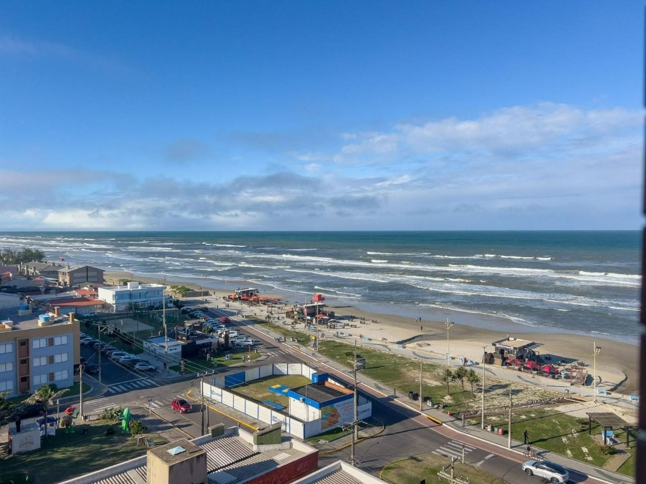 Vista para o mar do apartamento na Av. Beira Mar, Zona Nova